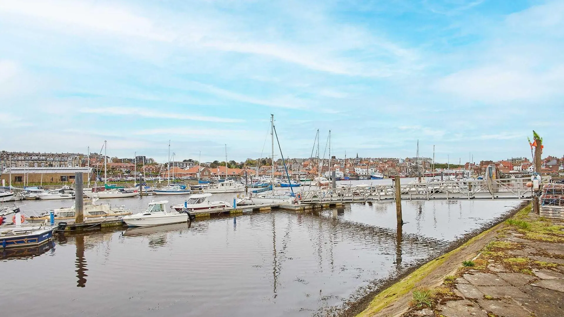Host & Stay - Esk View Whitby 0*,  United Kingdom